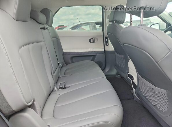 7YAKNDDC5TY059968 2026 HYUNDAI IONIQ Gray Հետևի նստատեղերի տեսք