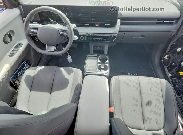 7YAKNDDC5TY059968 2026 HYUNDAI IONIQ Gray Առջևի վահանակի տեսք