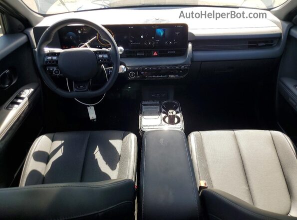 7YAKPDDC1SY039953 2025 HYUNDAI IONIQ Gray Widok deski rozdzielczej