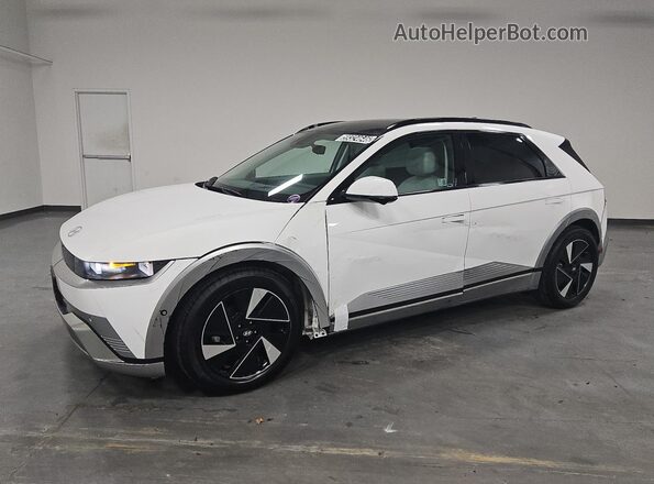 7YAKR4DA1SY038617 2025 HYUNDAI IONIQ White 