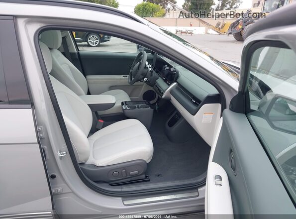 7YAKR4DA1TY058660 2026 HYUNDAI IONIQ 5 Gray Вид салону спереду