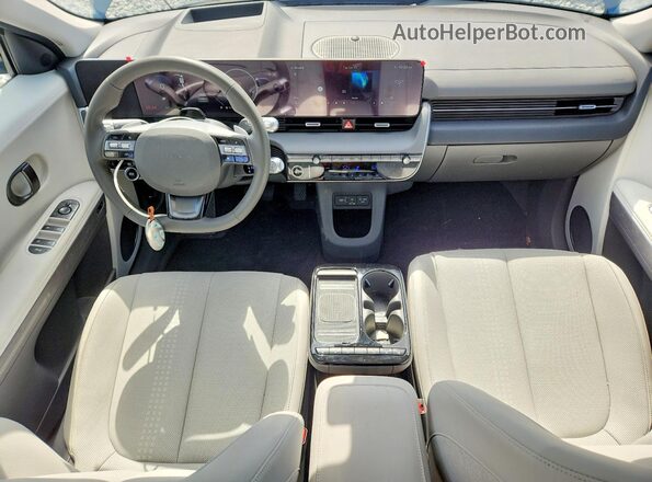 7YAKR4DA4SY035663 2025 HYUNDAI IONIQ Turquoise წინა პანელის ხედი
