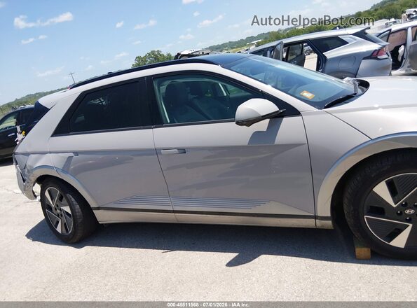7YAKR4DA5SY002932 2025 HYUNDAI IONIQ 5 Gray Սալոնի հետևի տեսք