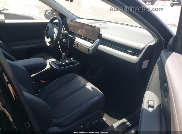 7YAKR4DA6SY040895 2025 HYUNDAI IONIQ 5 Black წინა სალონის ხედი