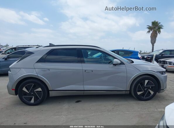 7YAKR4DAXSY003574 2025 HYUNDAI IONIQ 5 Gray Սալոնի հետևի տեսք