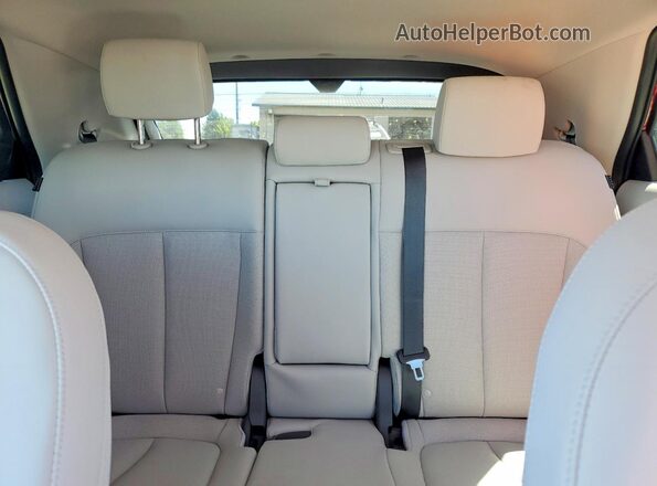 7YAKRDDC5TY044441 2026 HYUNDAI IONIQ Красный Вид задних сидений