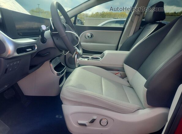 7YAMUFS35TY007332 2026 HYUNDAI IONIQ Red Սալոնի դիմացի տեսք