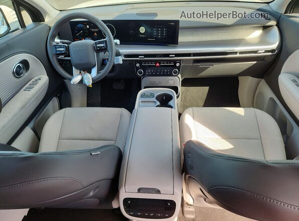 7YAMUFS37TY006540 2026 HYUNDAI IONIQ White Dashboard view
