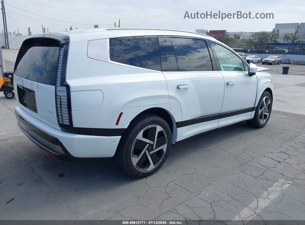7YAMYFS58TY001210 2026 HYUNDAI IONIQ 9 Белый Задняя правая четверть