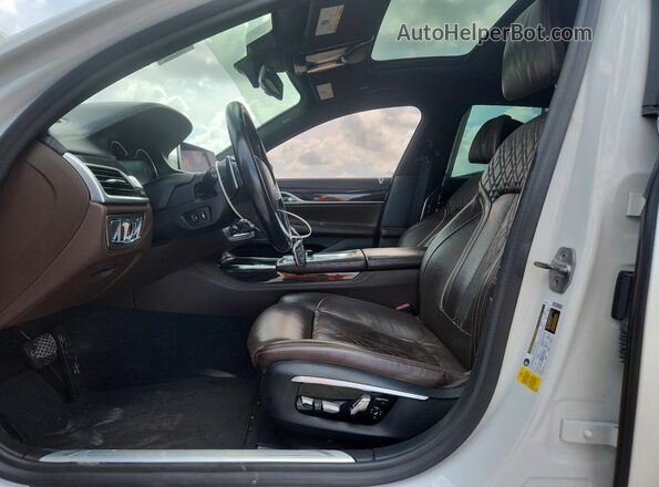WBA7E2C58GG547860 2016 BMW 7 SERIES White Vista del salpicadero
