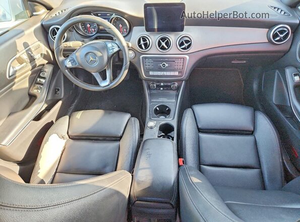 WDDSJ4EB3HN428091 2017 MERCEDES-BENZ CLA-CLASS White Vista del cuadro de instrumentos