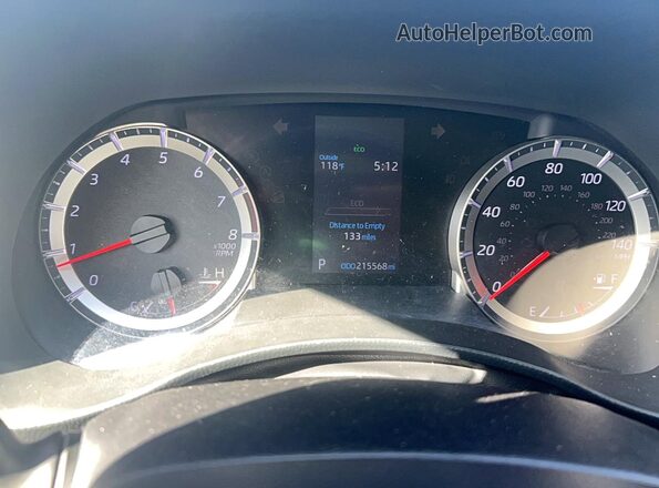 5TDZZRAH3NS107358 2022 TOYOTA HIGHLANDER Silver ხელსაწყოთა პანელის ხედი