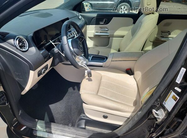 W1N4N4GB6SJ710432 2025 MERCEDES-BENZ GLA-CLASS Black წინა პანელის ხედი