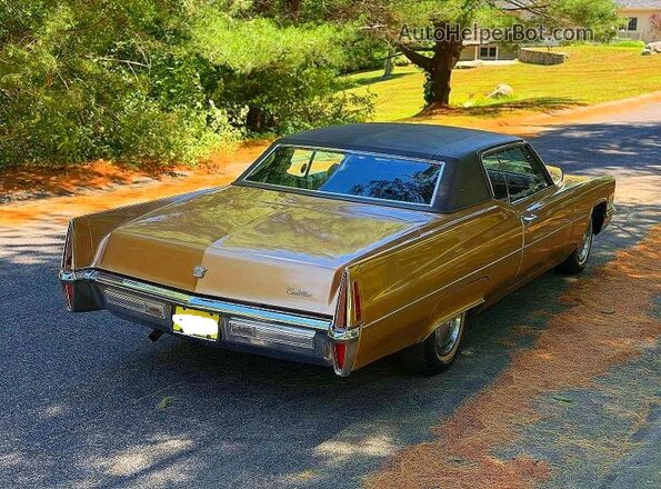 J0292047000000000 1970 CADILLAC DEVILLE Tan Vista frontal