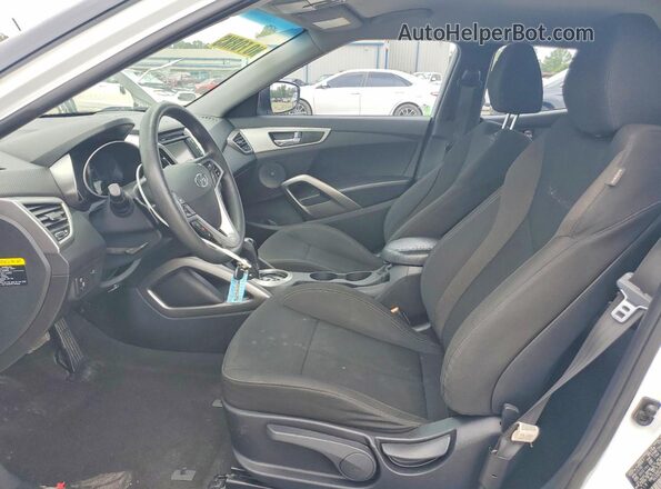 KMHTC6AD7GU258748 2016 HYUNDAI VELOSTER White Dashboard view