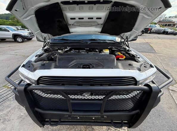 3C63RRML6RG204331 2024 RAM 3500 White Vista trasera