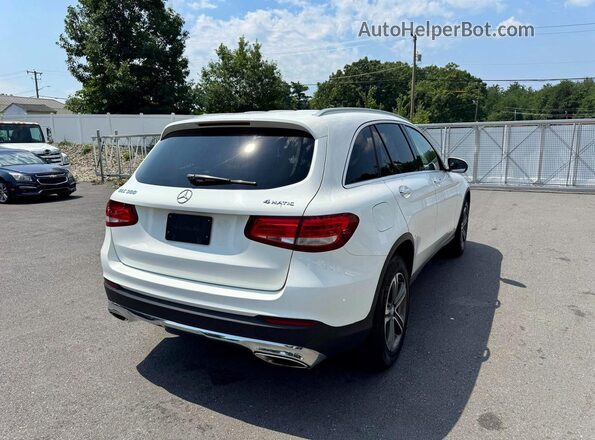 WDC0G4KB5GF035412 2016 MERCEDES-BENZ GLC-CLASS White Front right