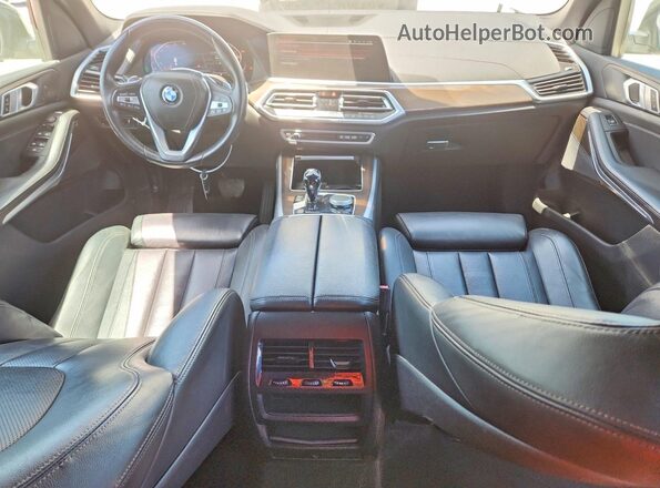 5UXCR4C00N9K13599 2022 BMW X5 White Instrument cluster view