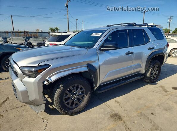 JTEVA5AR7S5003489 2025 TOYOTA 4RUNNER Серебряный Задняя левая четверть