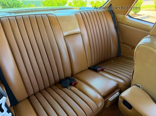12305312008767 1978 MERCEDES-BENZ 280-CLASS Cream Widok wnętrza z przodu