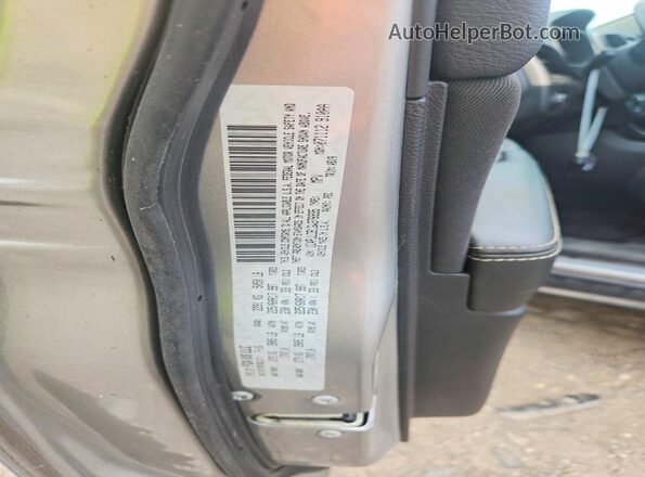 1C4PJLCB1GW376935 2016 JEEP CHEROKEE Silver Սալոնի 360 աստիճան տեսք