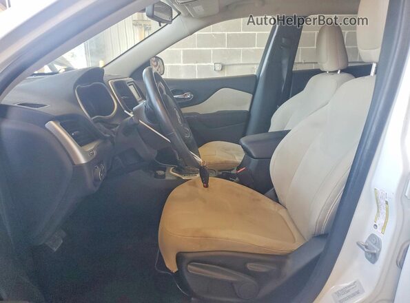 1C4PJMCB1GW191595 2016 JEEP CHEROKEE White Widok deski rozdzielczej
