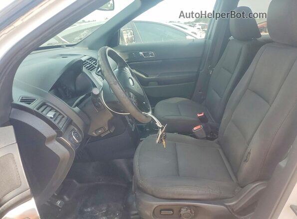 1FM5K8AR2KGB55425 2019 FORD EXPLORER Белый Вид панели приборов