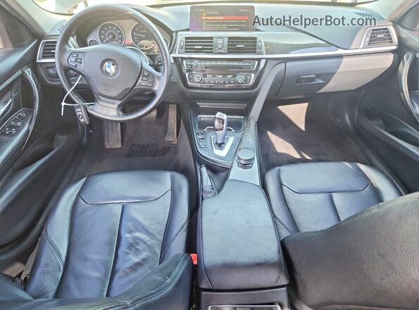 WBA8E5G5XJNU47102 2018 BMW 3 SERIES Black Vista del cuadro de instrumentos