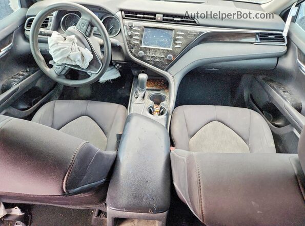 4T1B11HK1KU252705 2019 TOYOTA CAMRY Черный Вид щитка приборов