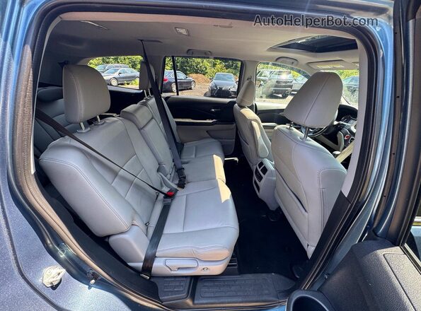 5FNYF6H52HB086462 2017 HONDA PILOT Blue Vista interior delantera