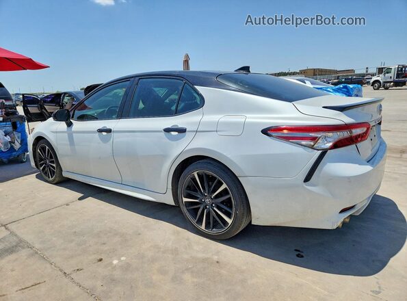 4T1B61HK1KU280764 2019 TOYOTA CAMRY White უკანა მარჯვენა