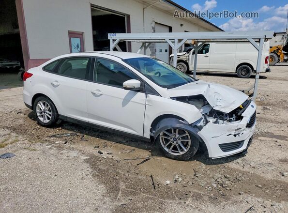 1FADP3F27HL267482 2017 FORD FOCUS White წინა ხედი