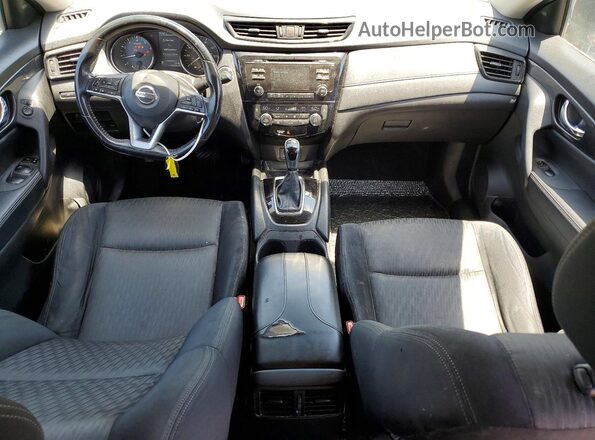 JN8AT2MT8HW396011 2017 NISSAN ROGUE Silver Instrument cluster view