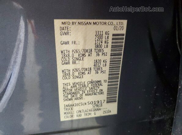 1N6AA1EC5LN501917 2020 NISSAN TITAN Gray Vista de la etiqueta del VIN