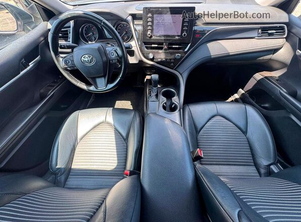 4T1G11AK3MU604122 2021 TOYOTA CAMRY Gray Rear seats view