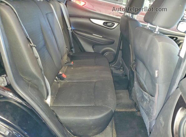 JN1BJ1CR6JW285620 2018 NISSAN ROGUE Black Engine compartment view