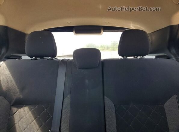 3N1CP5CUXKL493117 2019 NISSAN KICKS Black Rear interior view