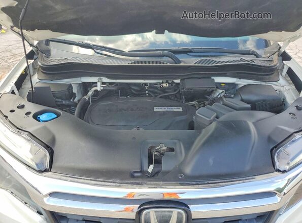 5FPYK3F77HB037909 2017 HONDA RIDGELINE White ძრავის განყოფილების ხედი