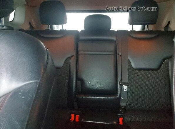 3C4NJDDB3JT441843 2018 JEEP COMPASS Silver Widok wnętrza z tyłu