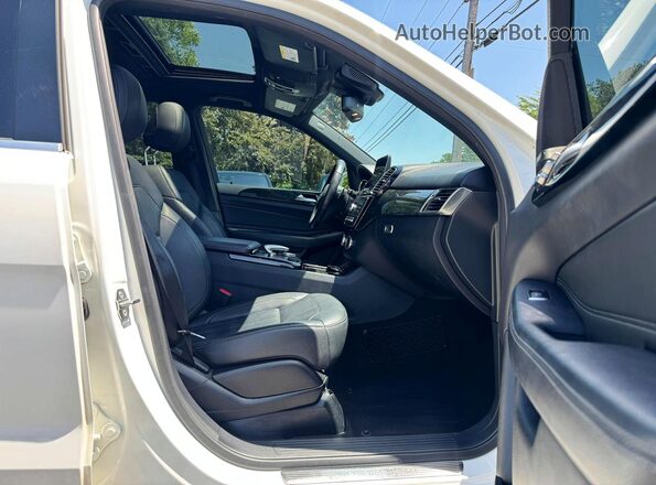 4JGDA5JB9JB165459 2018 MERCEDES-BENZ GLE-CLASS White Rear view