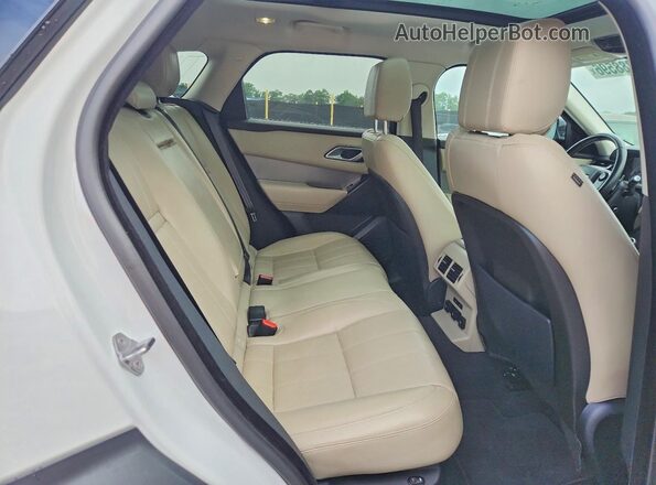 SALYB2RV8JA751312 2018 LAND ROVER RANGE White Widok komory silnika