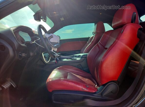 2C3CDZGG8LH155778 2020 DODGE CHALLENGER Black Dashboard view