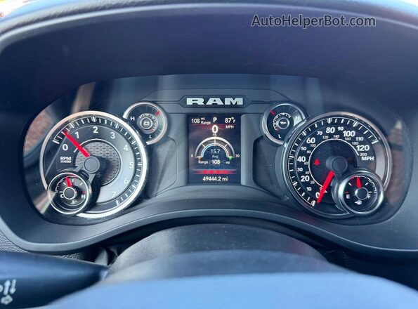 1C6RREBG8PN592935 2023 RAM 1500 Red Vista del cuadro de instrumentos