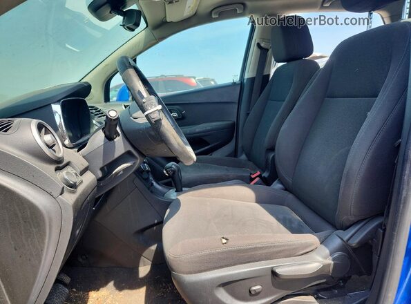 KL7CJKSB2GB757059 2016 CHEVROLET TRAX Blue Widok deski rozdzielczej