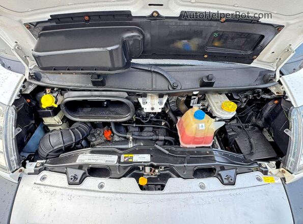 3C6TRVCG7KE562875 2019 RAM PROMASTER White წინა სალონის ხედი