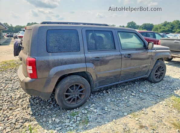 1C4NJPBAXHD161722 2017 JEEP PATRIOT Серый Передняя правая четверть