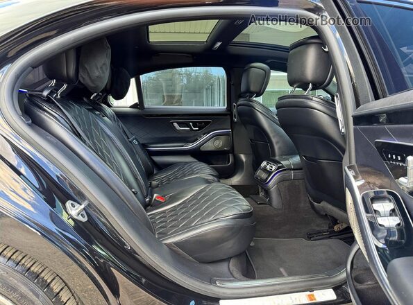 W1K6G6DB8NA070728 2022 MERCEDES-BENZ S Black Вид салону спереду