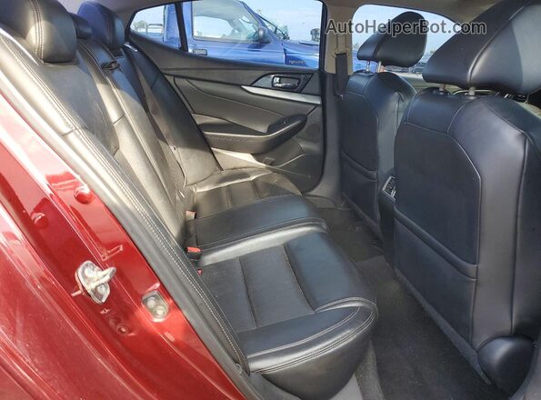 1N4AA6AP1HC369398 2017 NISSAN MAXIMA Red უკანა სალონის ხედი