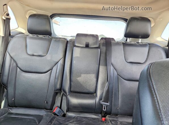 2FMPK4K93JBB67525 2018 FORD EDGE Silver Widok wnętrza z tyłu
