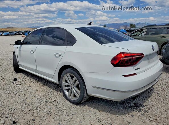 1VWLA7A38KC004968 2019 VOLKSWAGEN PASSAT White Rear right